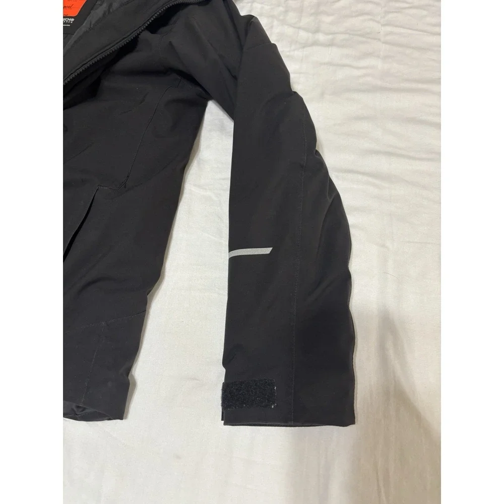 Helly Hansen Boys Quest Ski Jacket. Sz 12, Excellent condition No Hood